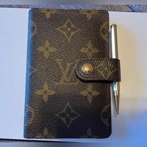 Vintage LV mini phone book